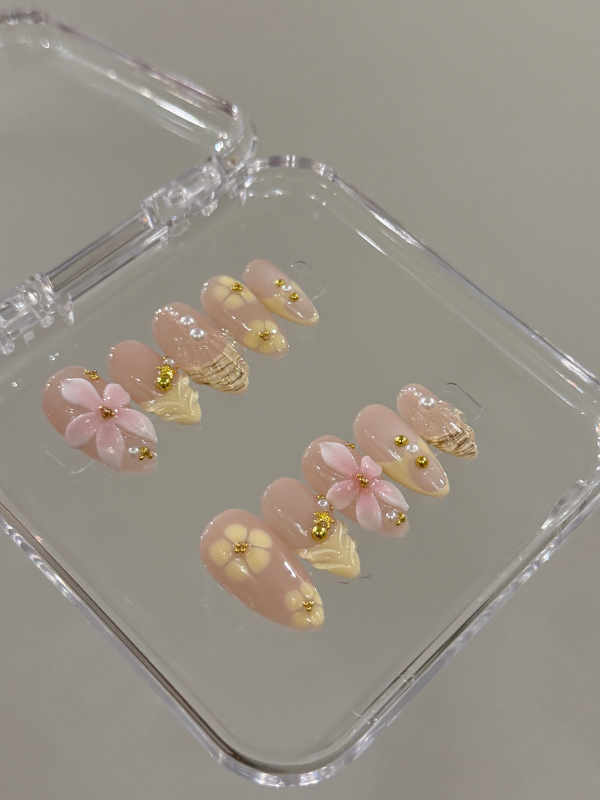 N366 Oceanic Pink Nails