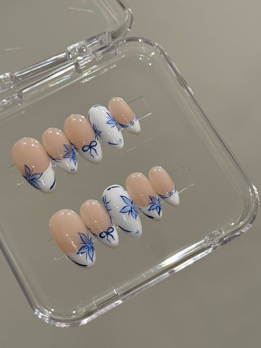 N200 Vintage Turkish Nails