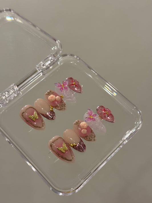 N190 Butterfly Buds Nails