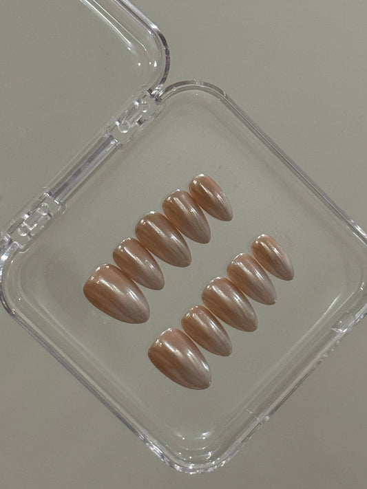 N204 Glazed ombre Nails