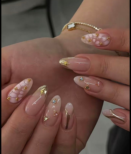 N134 Nudish Gold Nails Set